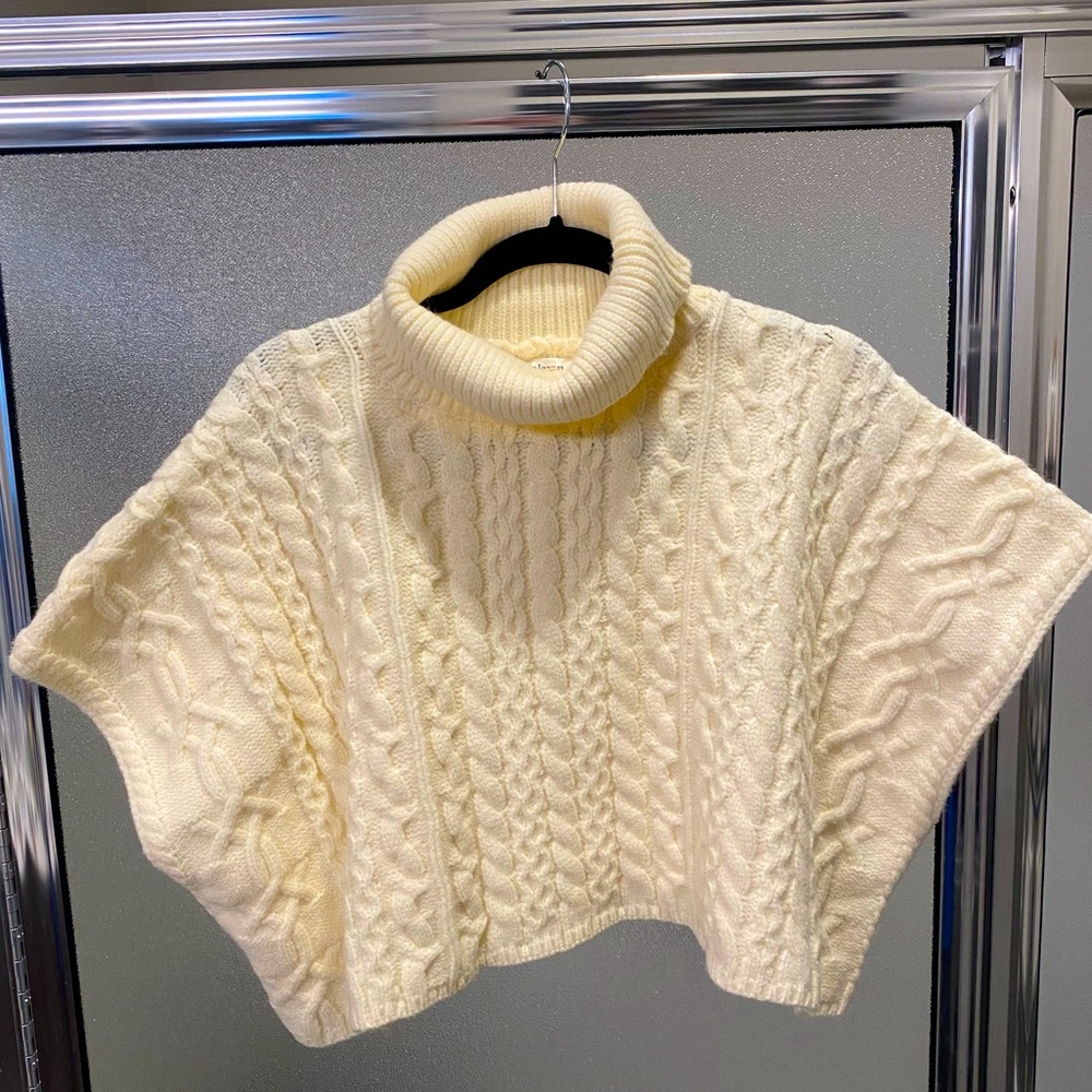 Cropped Cream Short Sleeve Sweater